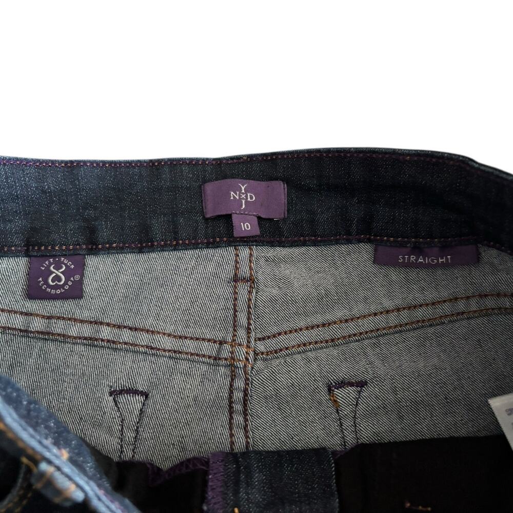 NYDJ LIFT-TUCK TECHNOLOGY DARK WASH STRAIGHT LEG JEANS NWOT SIZE 10 - Picture 4 of 7